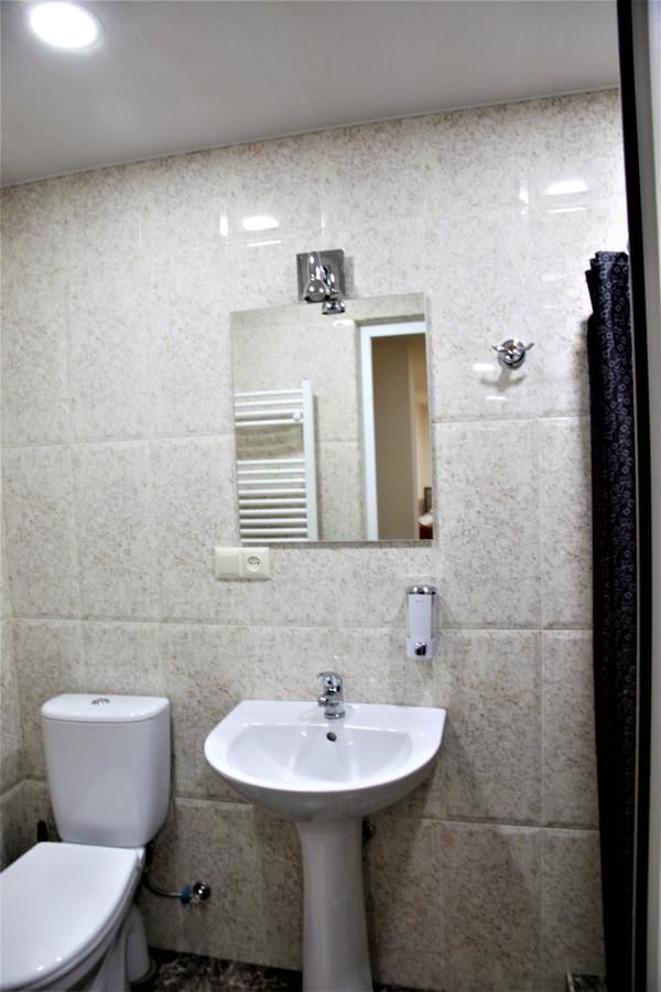 Отель Albert House Hotel and Tours Ереван