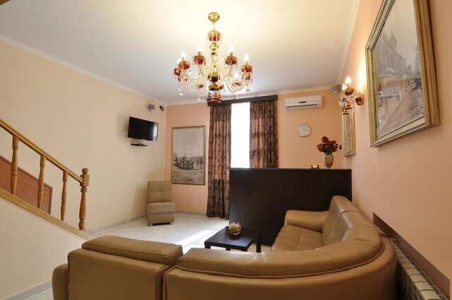 Отель Albert House Hotel and Tours Ереван-29