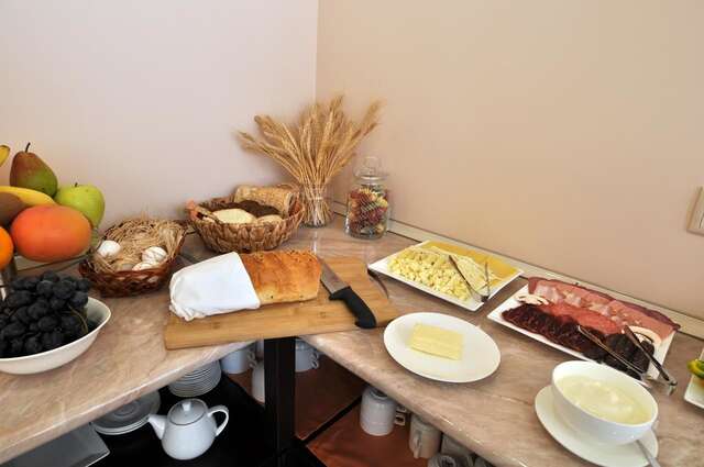 Отель Albert House Hotel and Tours Ереван-46